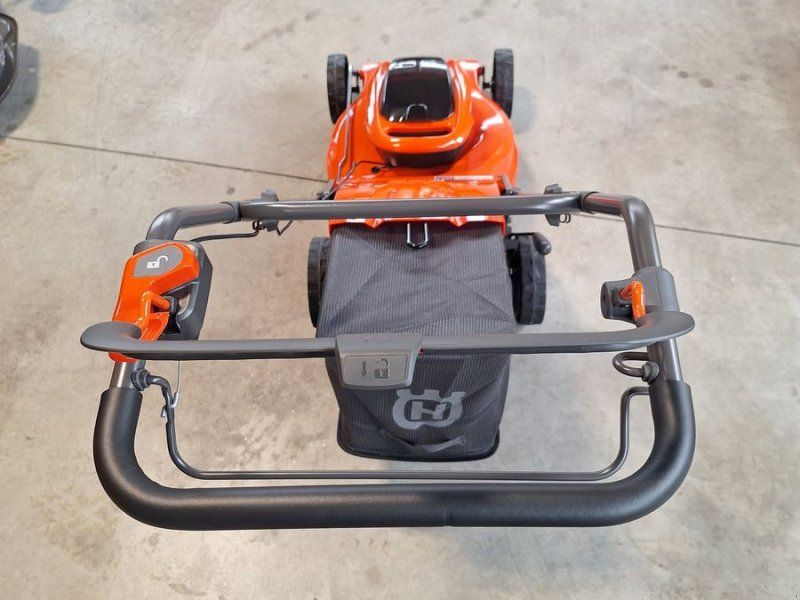 Husqvarna LC 142iS Akku Set