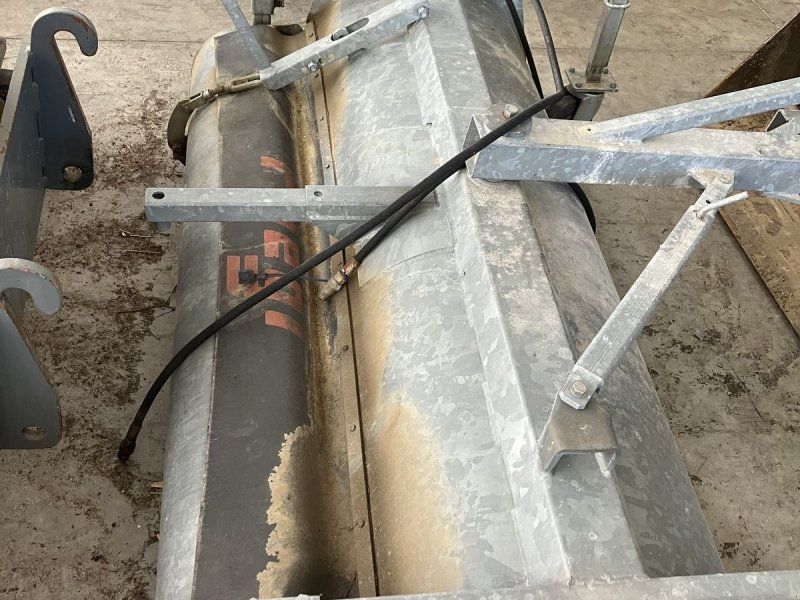 Fliegl Kehrmaschine 1800mm