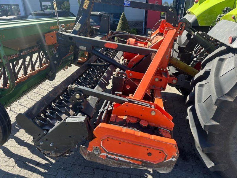 Amazone D8 / 30