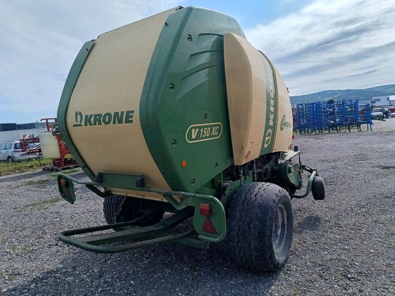Krone Comprima   V 150 XC