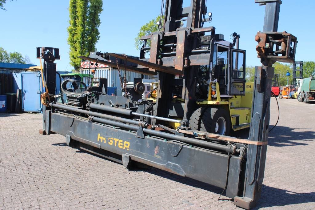 Hyster 20/40 ft spreader
