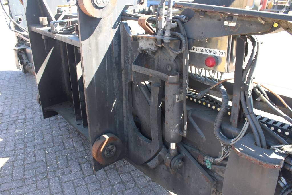 Hyster 20/40 ft spreader