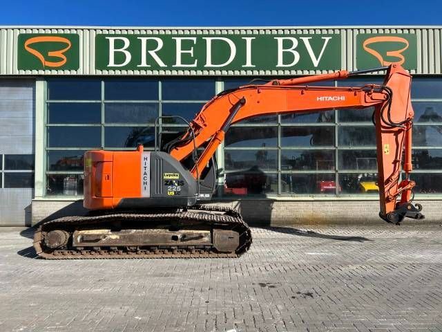 Hitachi ZX 225 US-3