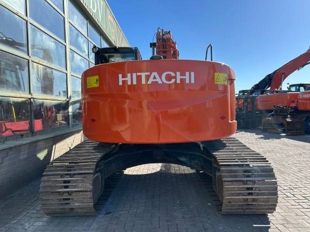 Hitachi ZX 225 US-3