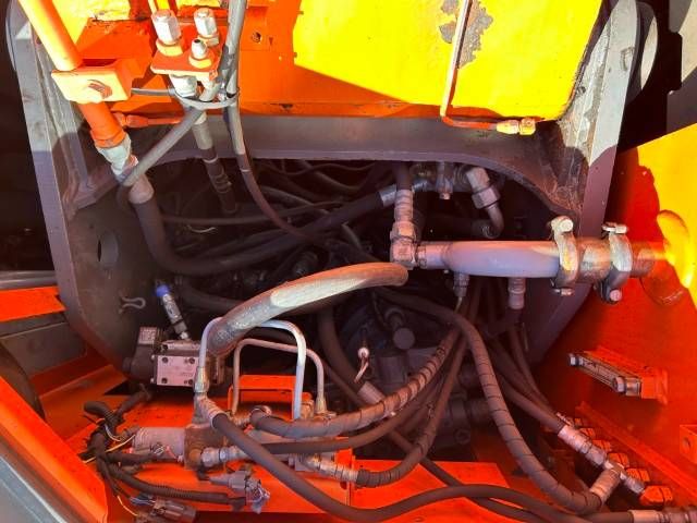 Hitachi ZX 225 US-3