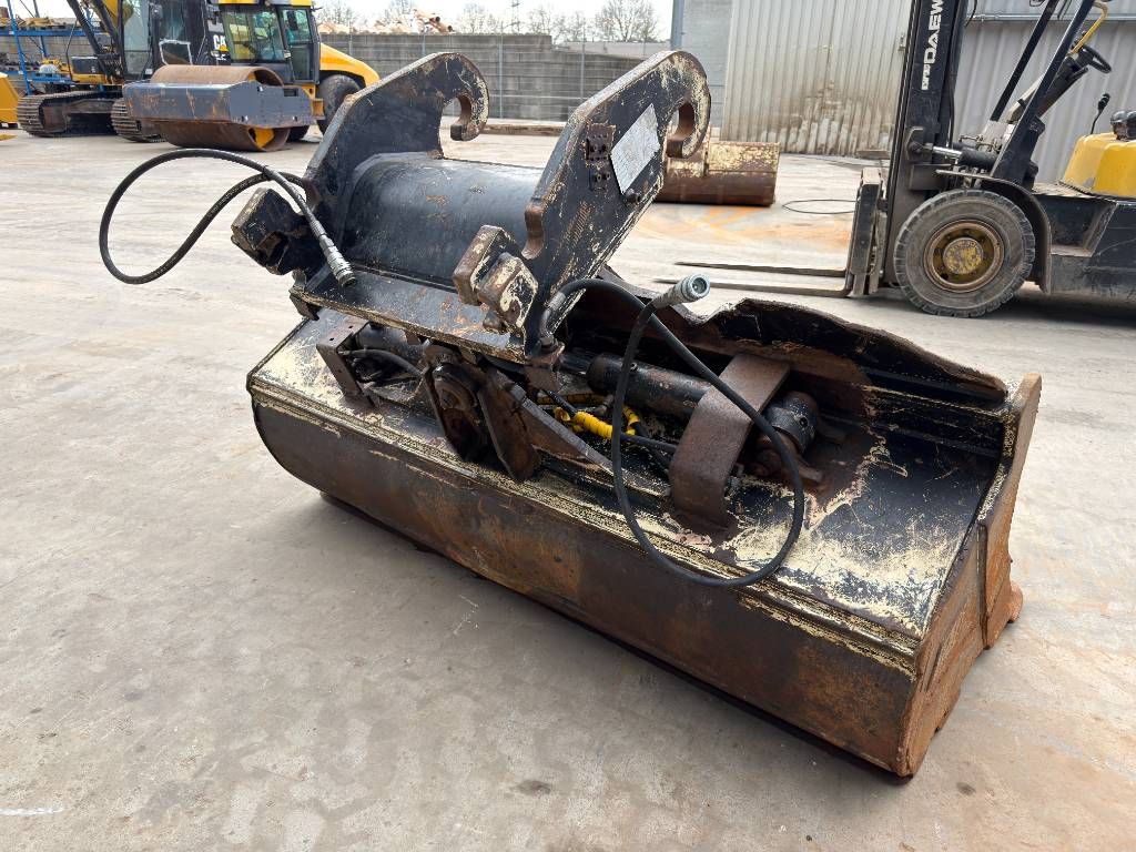 CAT CW40
