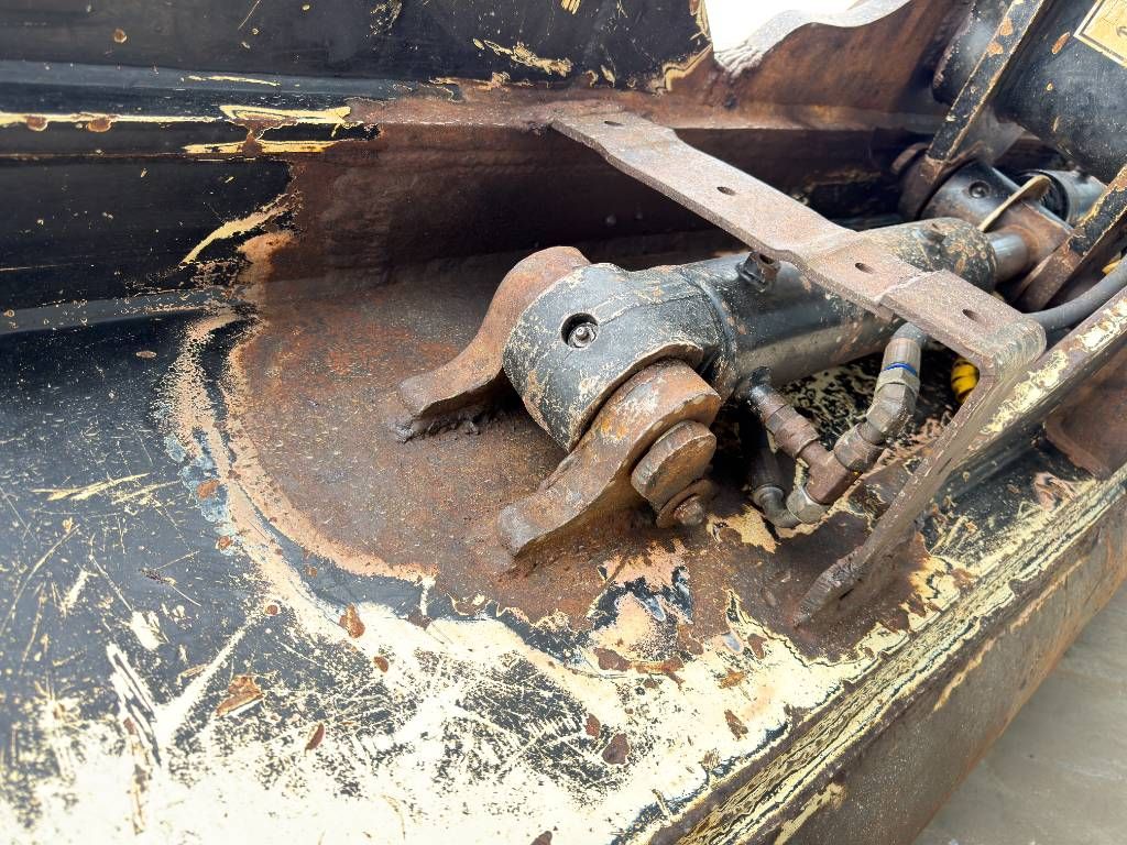 CAT CW40