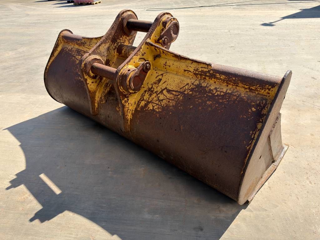 Miller M318D / 320D / 320E / 320F / 323D / 323E / 323F /