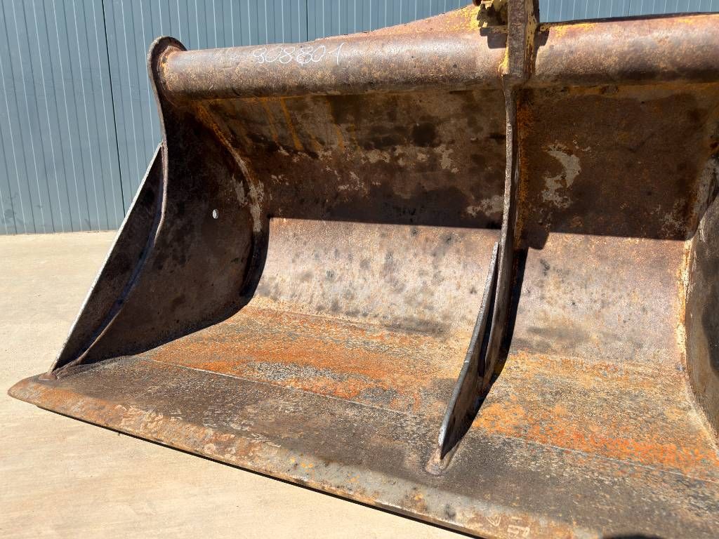 Miller M318D / 320D / 320E / 320F / 323D / 323E / 323F /