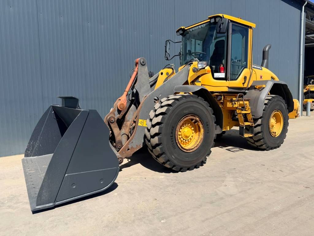 Volvo L90G