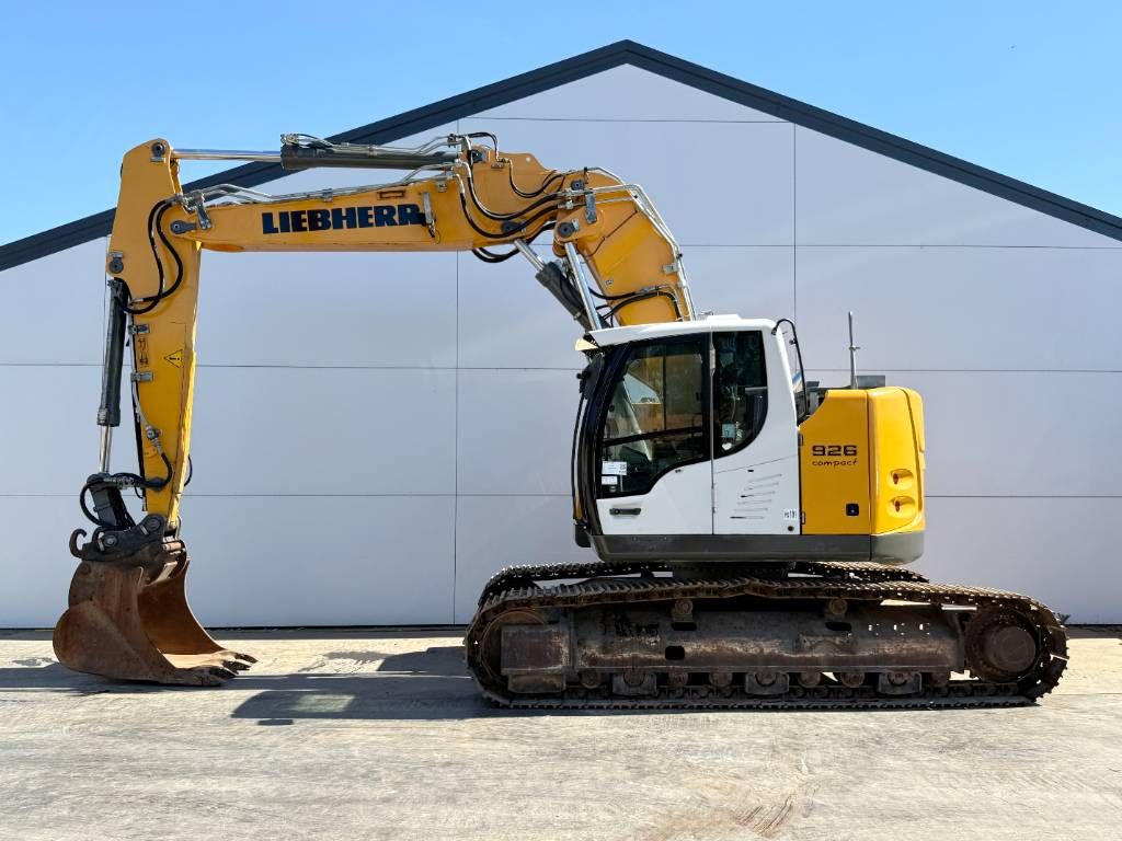 Liebherr R926LC Compact - Hammer Lines / Quick Coupler