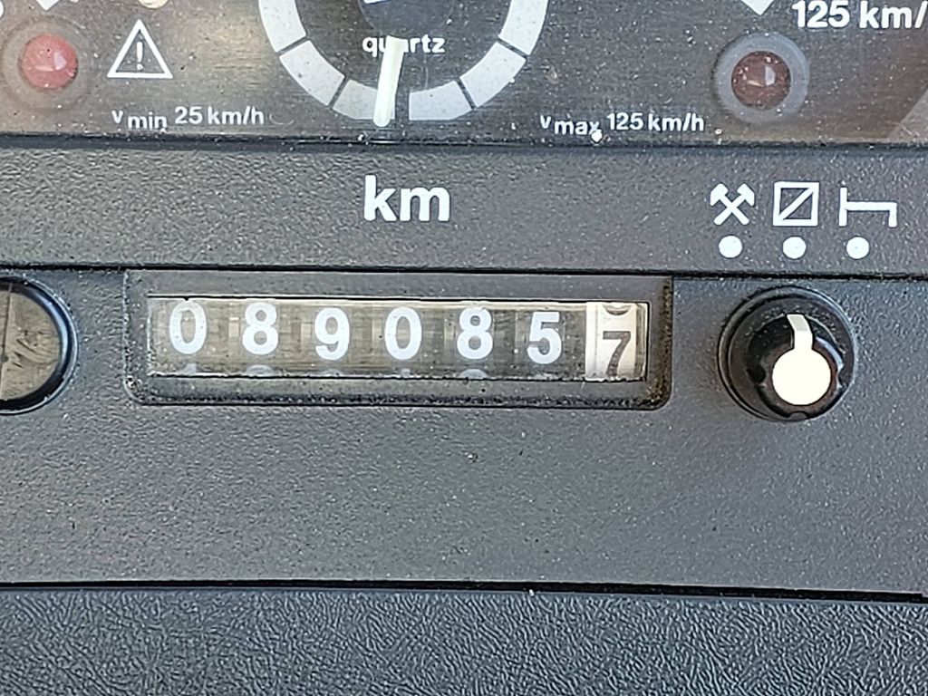 SCANIA P94.220