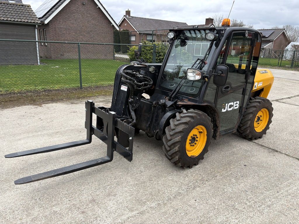 JCB 516.40 compact verreiker