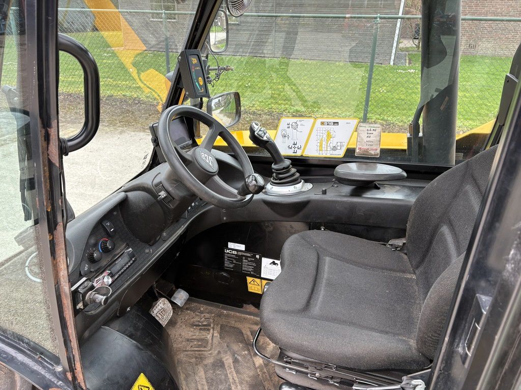 JCB 516.40 compact verreiker
