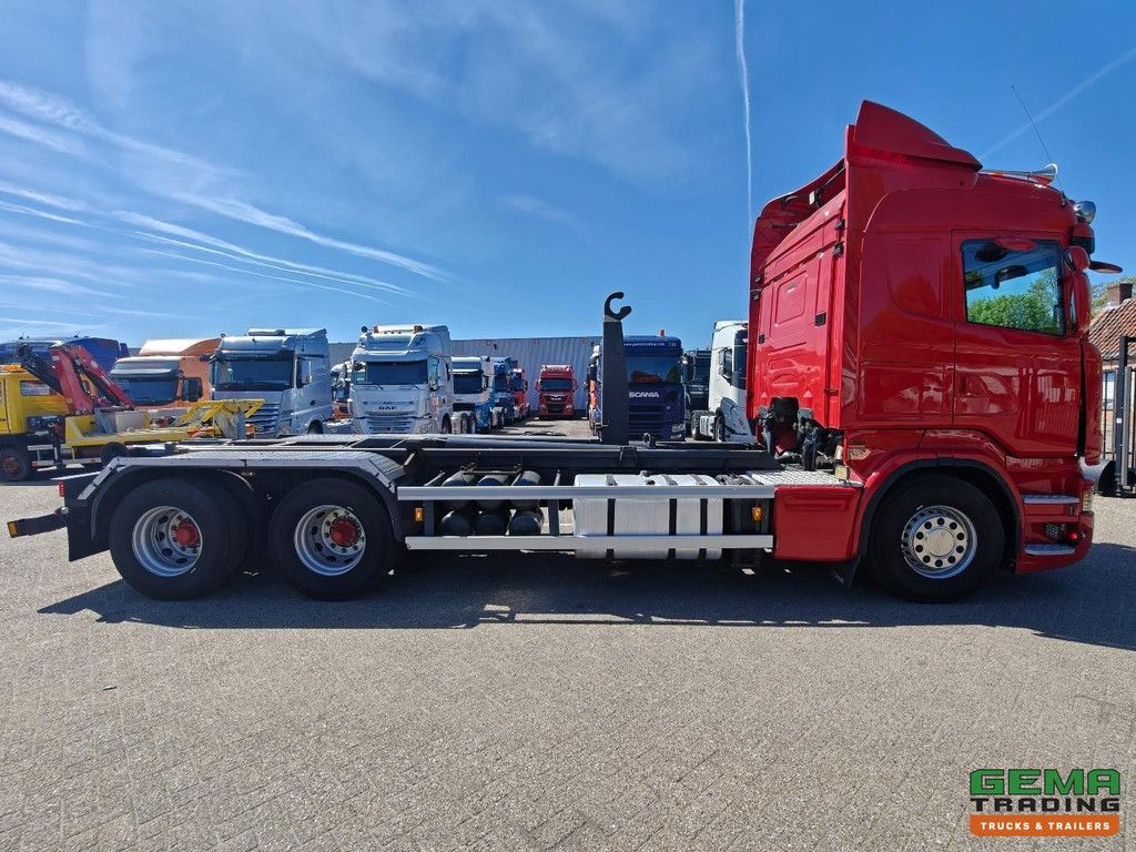 Scania R 560 V8 6x2 Highline Euro6 - 20T Hooklift - Folding Bumper - Double Jaw Coupling - Full Air - NL Truck