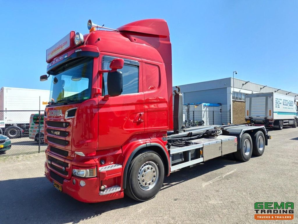 Scania R 560 V8 6x2 Highline Euro6 - 20T Hooklift - Folding Bumper - Double Jaw Coupling - Full Air - NL Truck