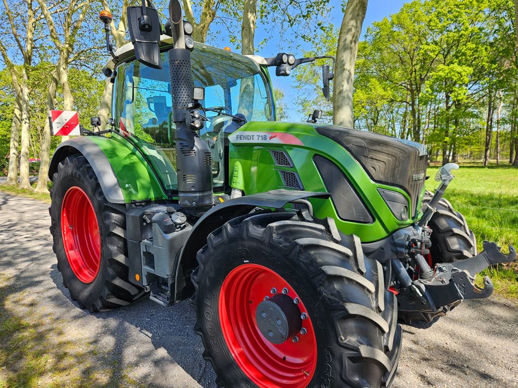 Fendt 718 VARIO 718 S4 Power Vario