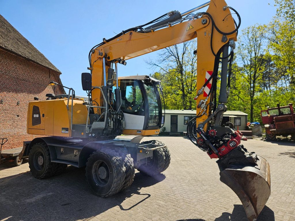 Liebherr A916 LITRONIC A 916 (35km/h) met Rototilt R5 draai- en kantelstuk