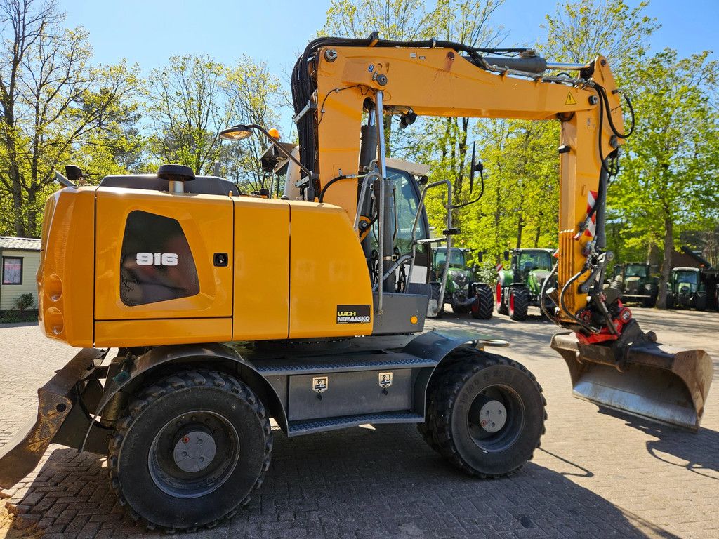 Liebherr A916 LITRONIC A 916 (35km/h) met Rototilt R5 draai- en kantelstuk