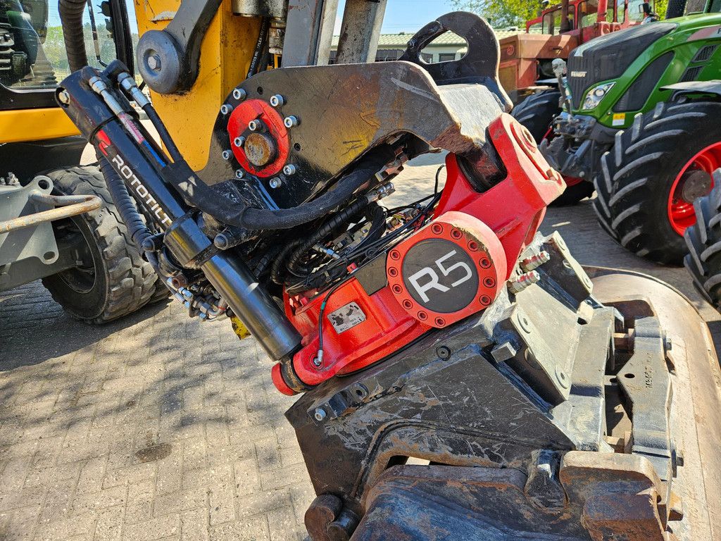 Liebherr A916 LITRONIC A 916 (35km/h) met Rototilt R5 draai- en kantelstuk