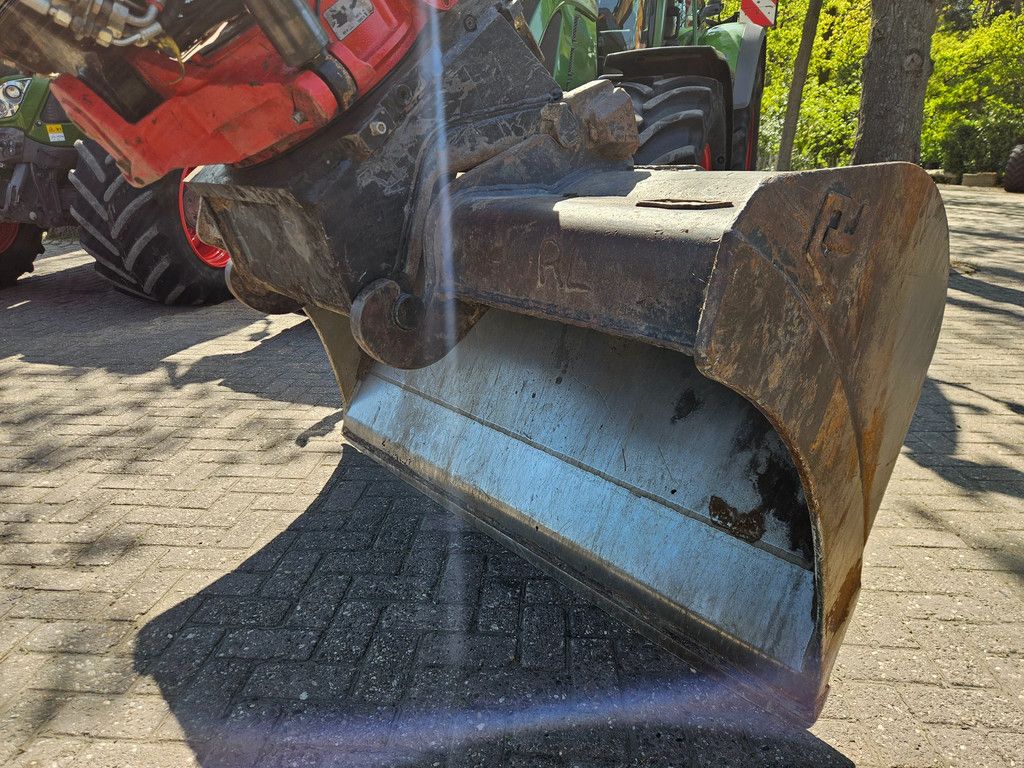 Liebherr A916 LITRONIC A 916 (35km/h) met Rototilt R5 draai- en kantelstuk