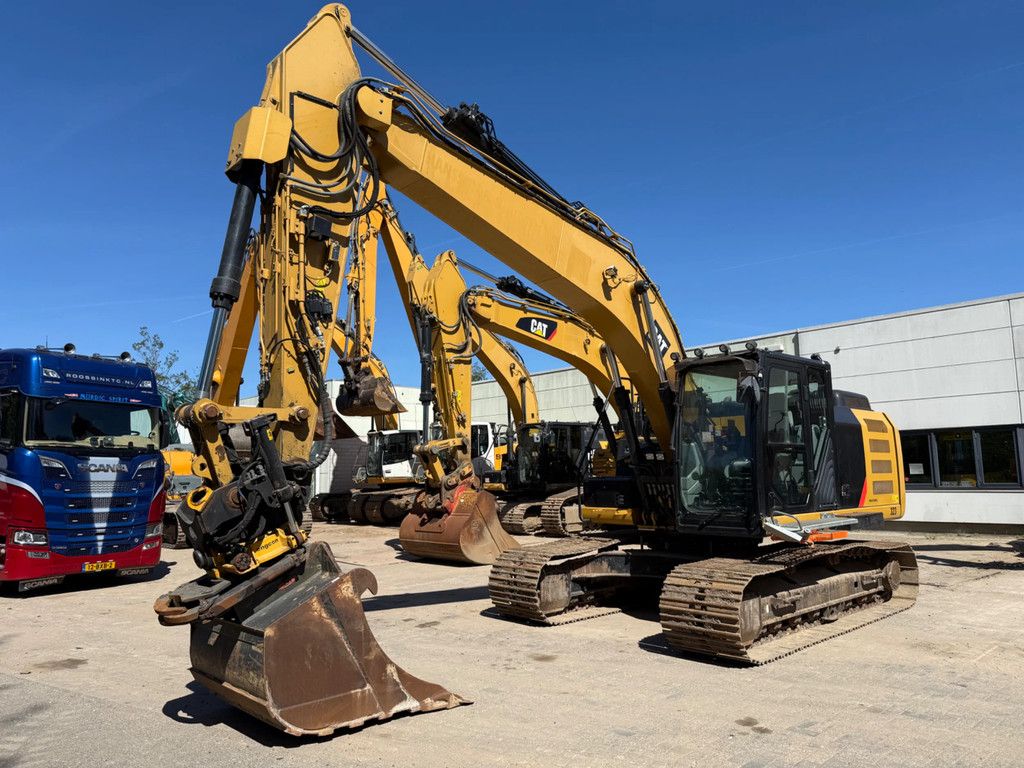 Caterpillar 323E 3D Leica gps Engcon Full option