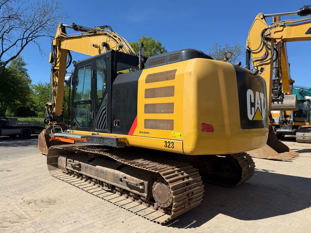 Caterpillar 323E 3D Leica gps Engcon Full option