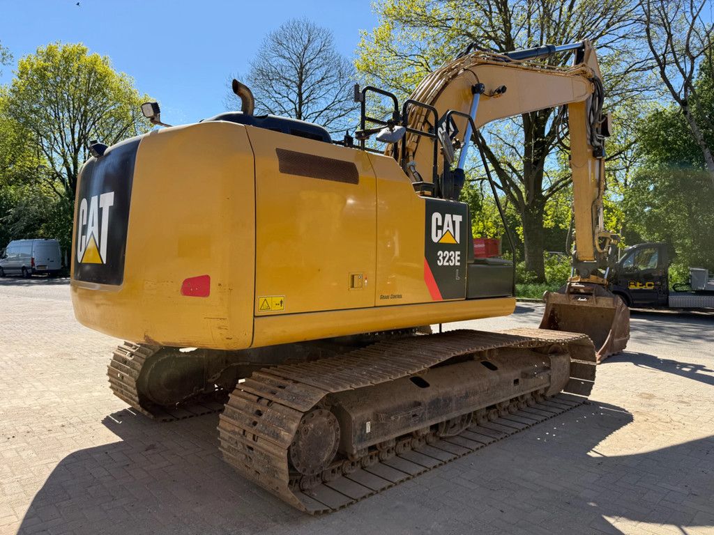 Caterpillar 323E 3D Leica gps Engcon Full option