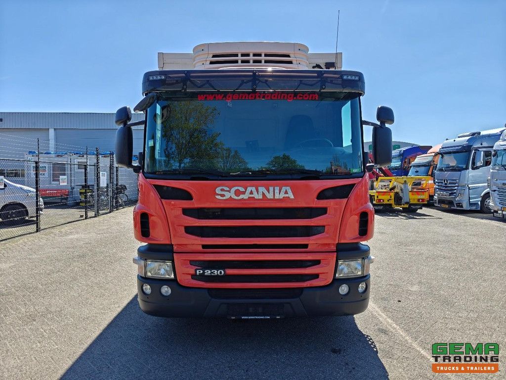 Scania P230 4x2 Day Cab Euro5 - 7.6m³ Refrigerator/Freezer Box + Mitsubishi TPKS 20 E + Tail Lift 2000kg