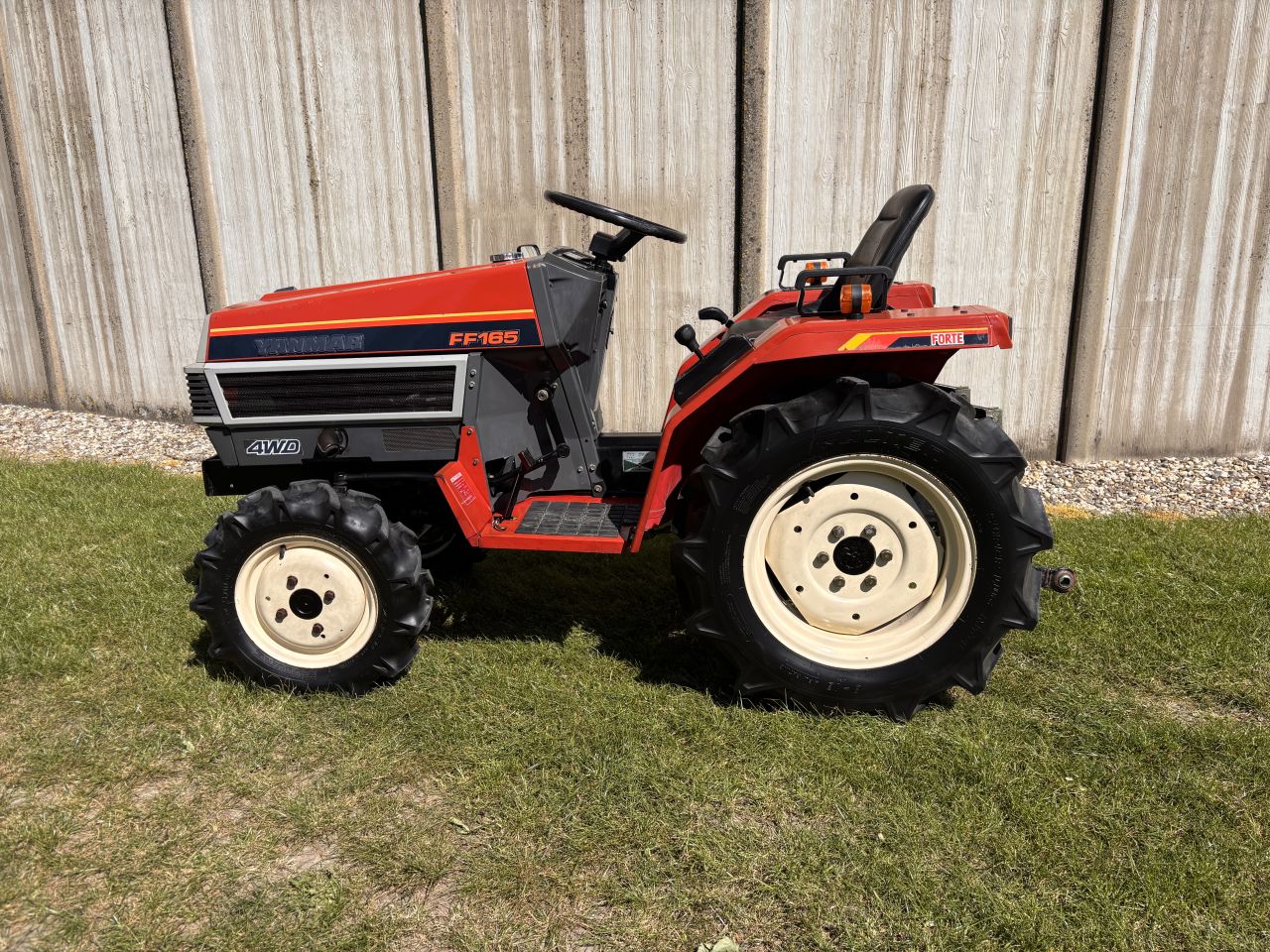 Yanmar FF165 4WD minitractor - 629 uur - 17 PK - incl onderhoud