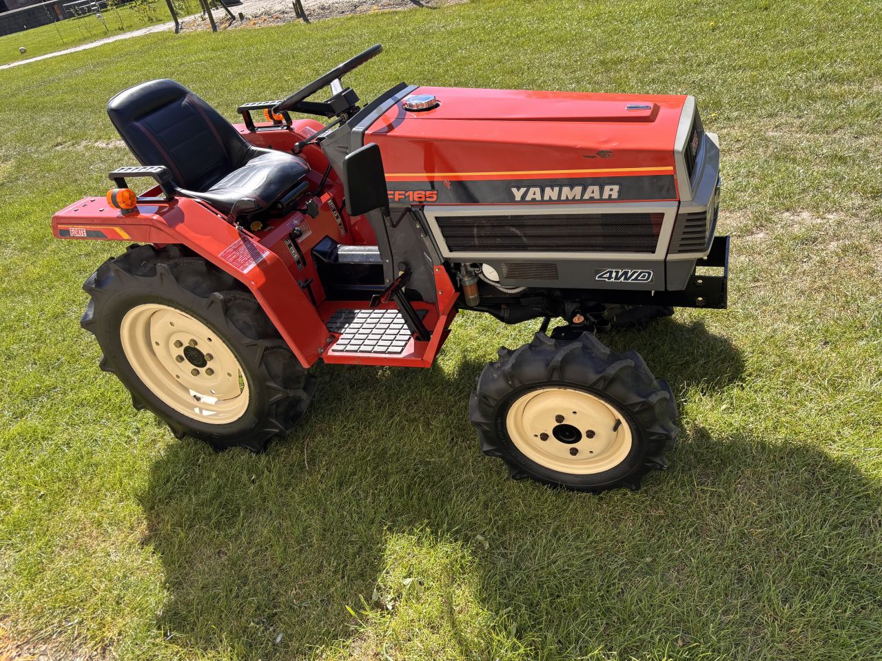 Yanmar FF165 4WD minitractor - 629 uur - 17 PK - incl onderhoud