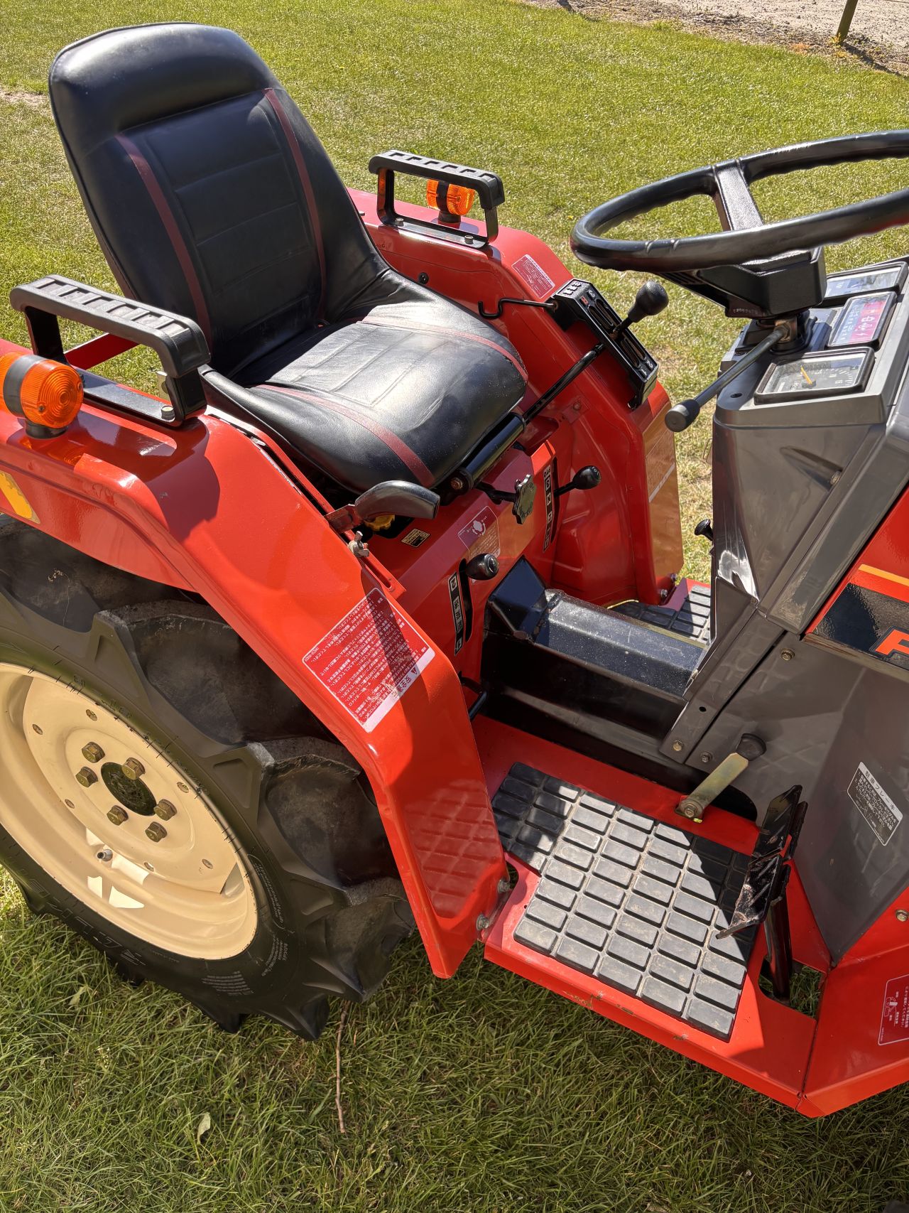 Yanmar FF165 4WD minitractor - 629 uur - 17 PK - incl onderhoud