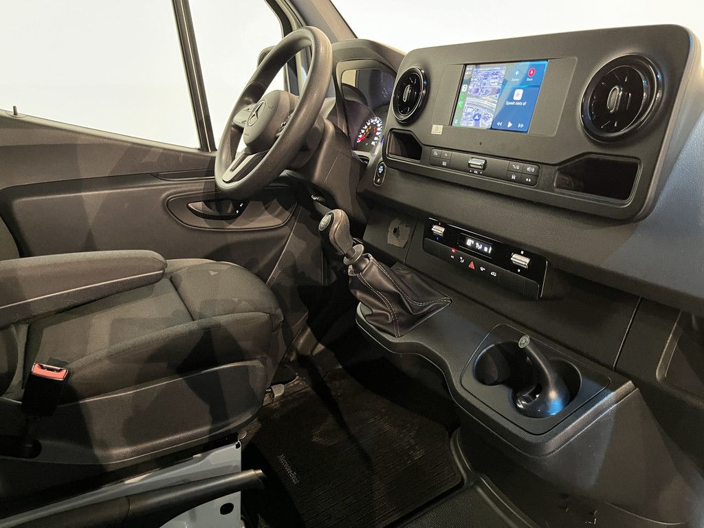 Mercedes-Benz Sprinter 311 CDI L2H2 RWD / Euro 6 / Servicebus / Bott inrichting / 220V / Airco / Oprijplaat / Compressor / CarPlay / Camera