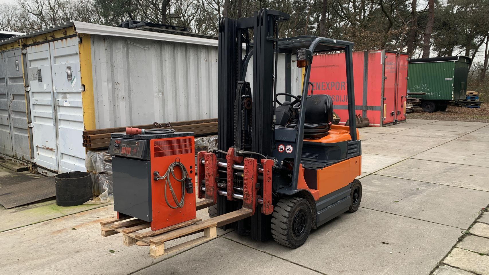 TOYOTA 1800 kg, Freelift, Sideshift, Vorkenversteller, Triplo