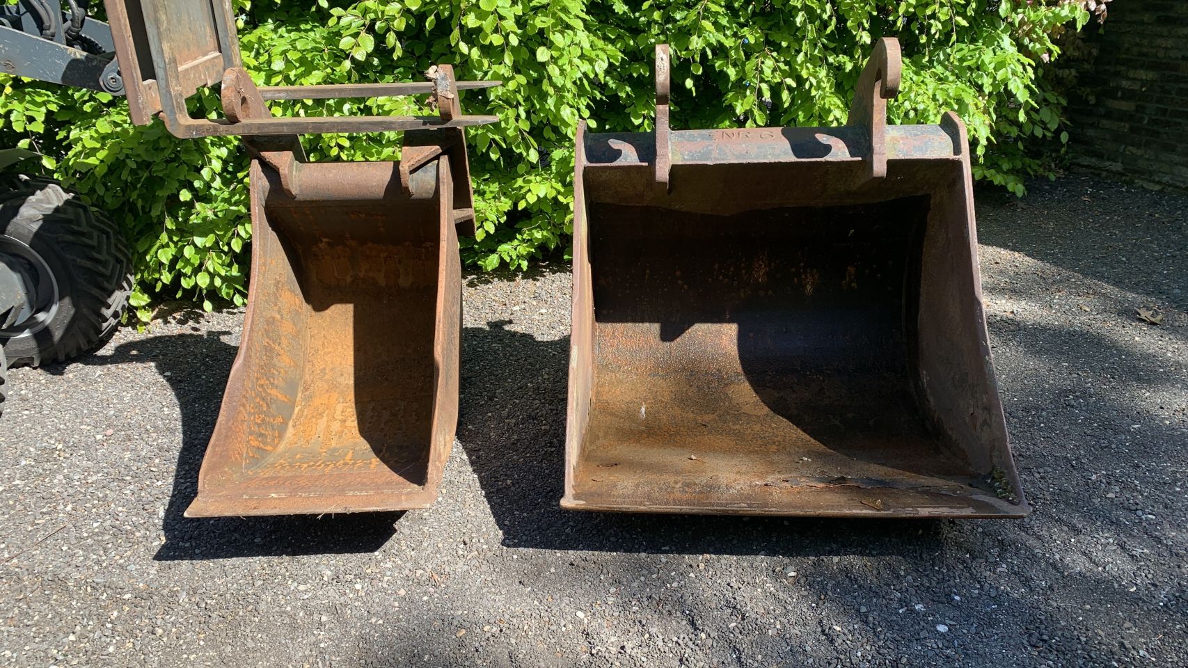 Aanbouwdelen, Graafbakken, Shovelbakken, Lepels, Sleuvenfrees