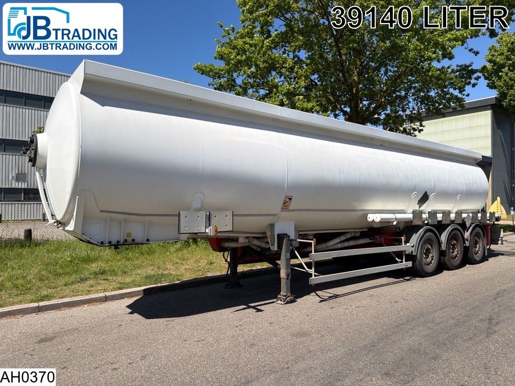 Magyar Fuel 39140 Liter, 9 Comp.