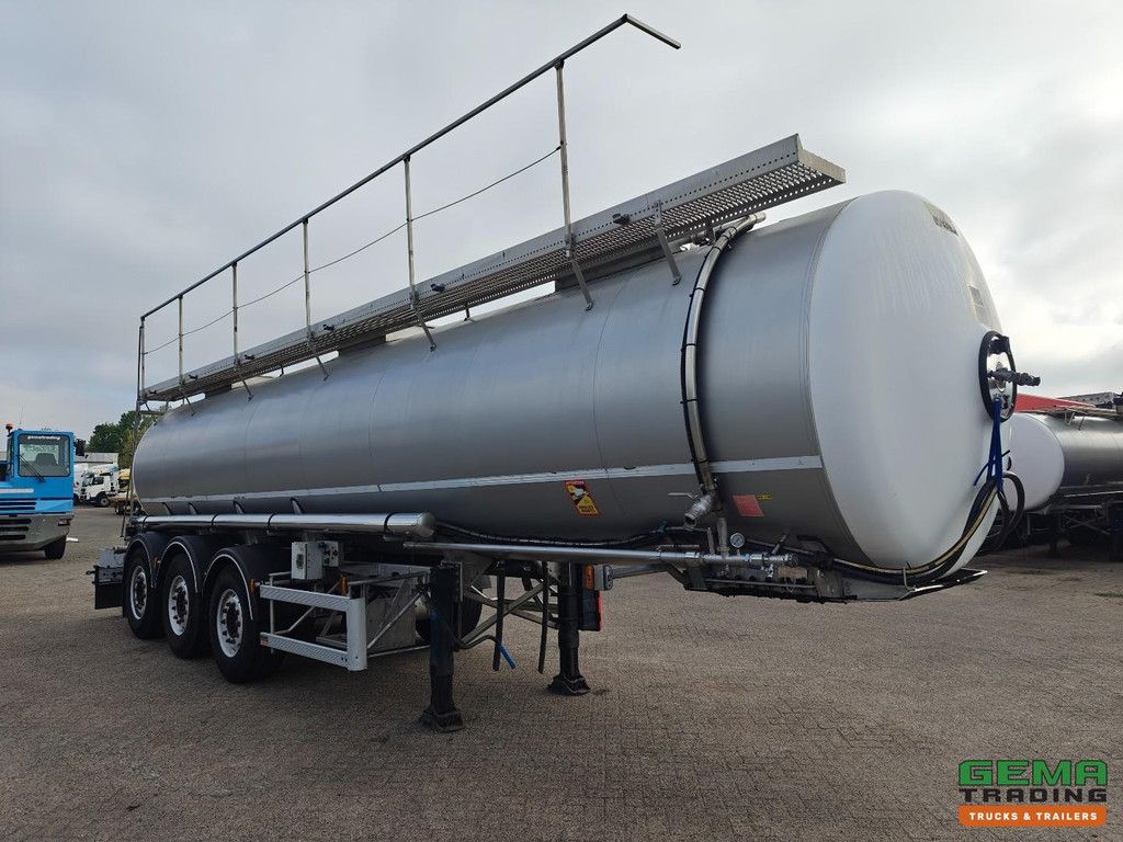 Magyar SR A1 SD2A0N SRMAGS 25000L - Chemie/Agro Geïsolleerde Tank - Hydraulische Lospomp - 1 Compartiment - Alcoa - 5380KG - SAF assen Schijfrem