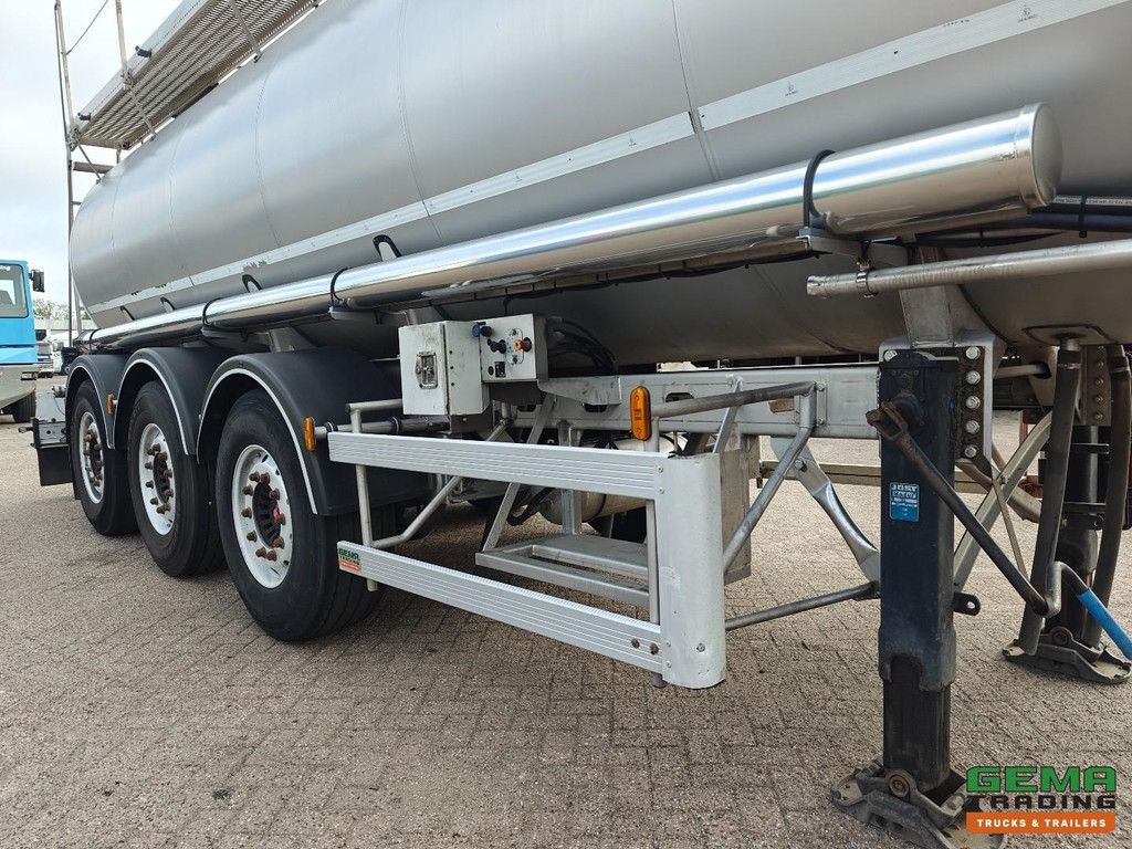 Magyar SR A1 SD2A0N SRMAGS 25000L - Chemie/Agro Geïsolleerde Tank - Hydraulische Lospomp - 1 Compartiment - Alcoa - 5380KG - SAF assen Schijfrem