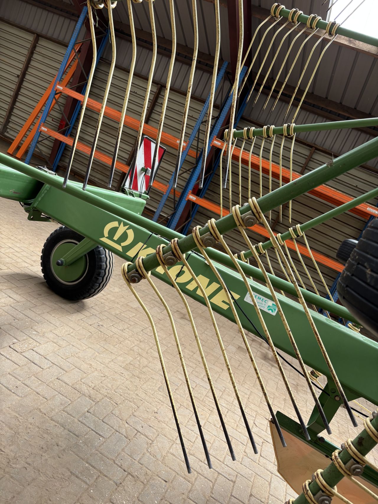 Krone swadro 900 hark middenafleg