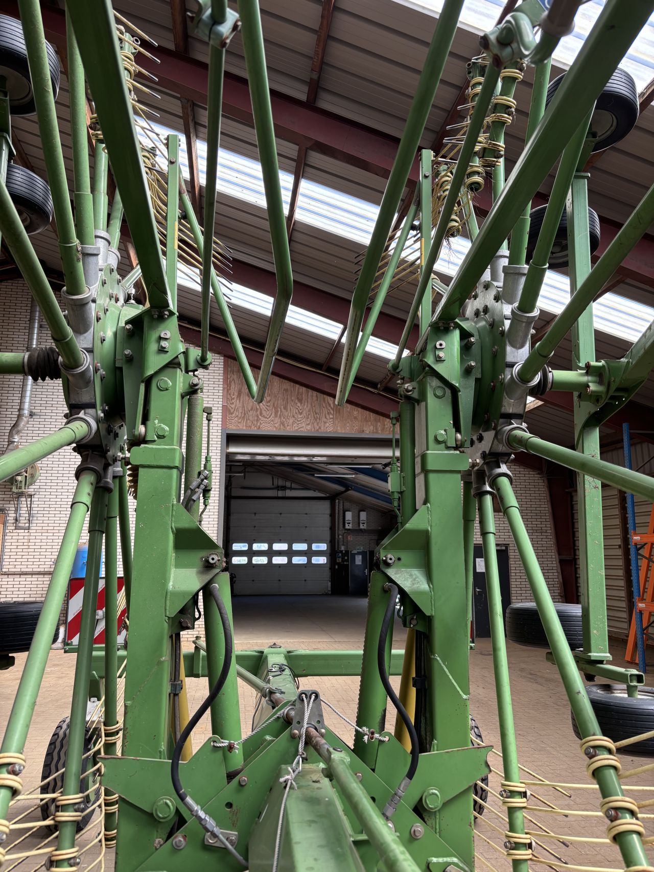 Krone swadro 900 hark middenafleg