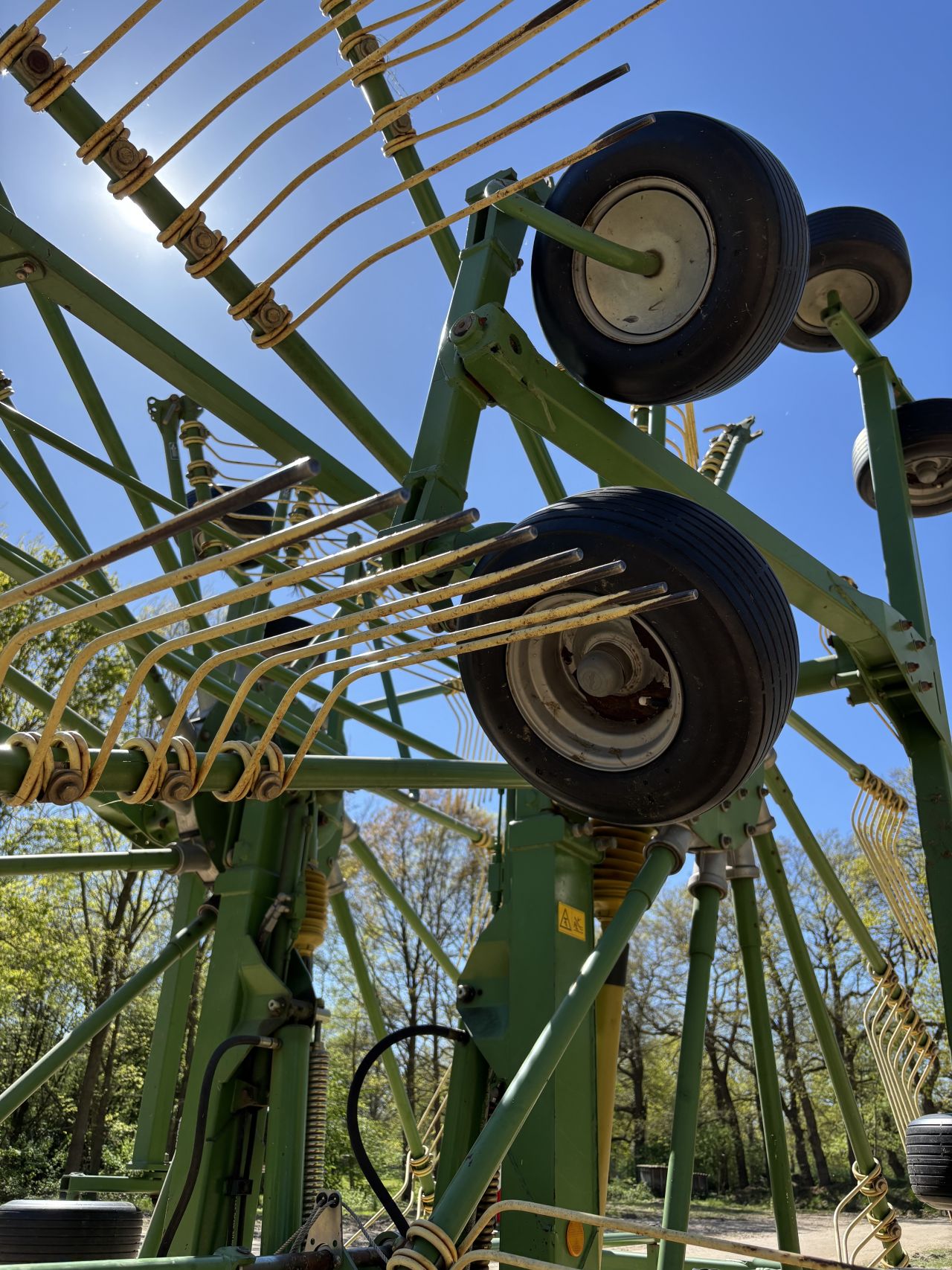 Krone swadro 900 hark middenafleg