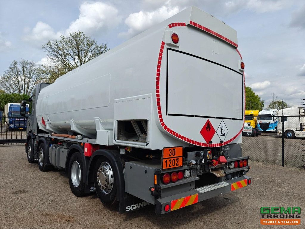 Scania G450 8x2/6 Schlafkabine Euro6C - HMK Kraftstofftank 24.125 l - 5 Abteile - ADR AT/FL - Vollluft