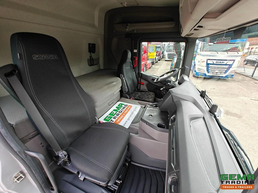 Scania G450 8x2/6 Schlafkabine Euro6C - HMK Kraftstofftank 24.125 l - 5 Abteile - ADR AT/FL - Vollluft