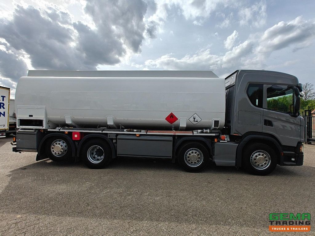 Scania G450 8x2/6 Schlafkabine Euro6C - HMK Kraftstofftank 24.125 l - 5 Abteile - ADR AT/FL - Vollluft