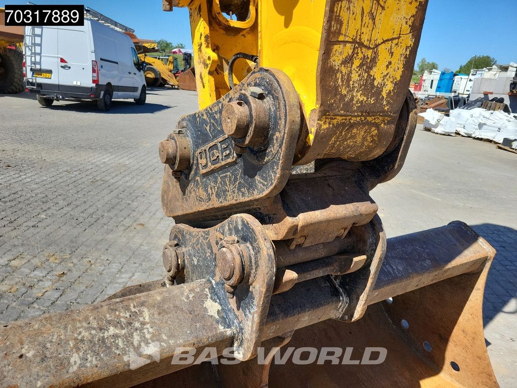 JCB 220 X L SV