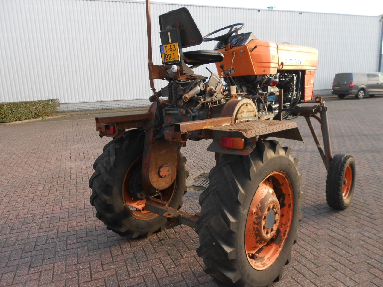 Universal 640 portaal tractor