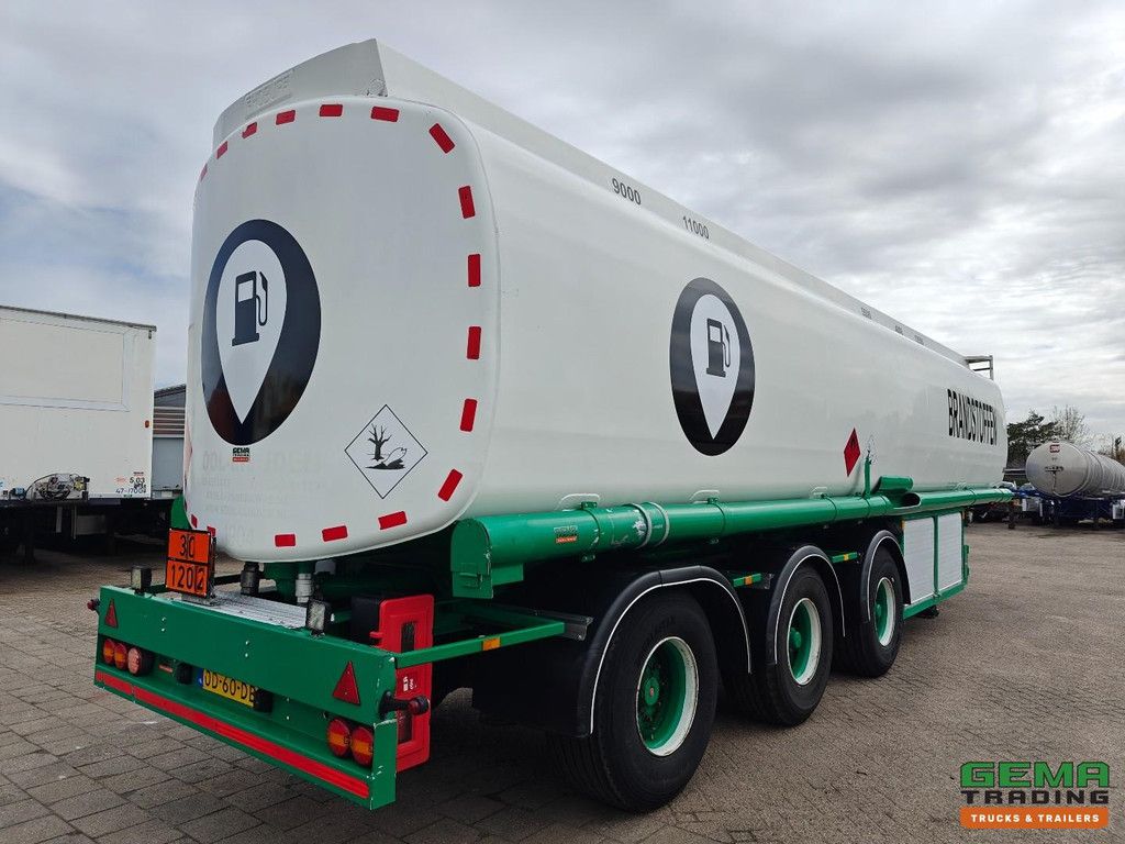 Burg BPO 13-30 Kraftstofftank 50.500 l – 5 Kammern – 2x Liftachse – 3 Achsen SAF-Trommel – ADR FL AT
