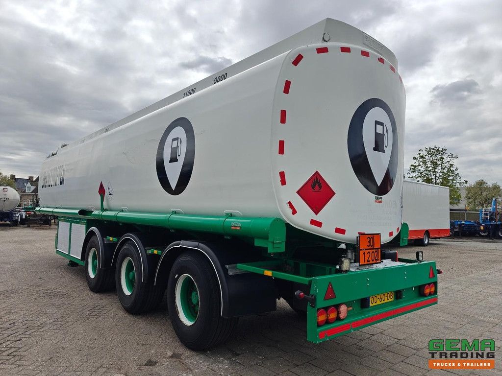 Burg BPO 13-30 Kraftstofftank 50.500 l – 5 Kammern – 2x Liftachse – 3 Achsen SAF-Trommel – ADR FL AT