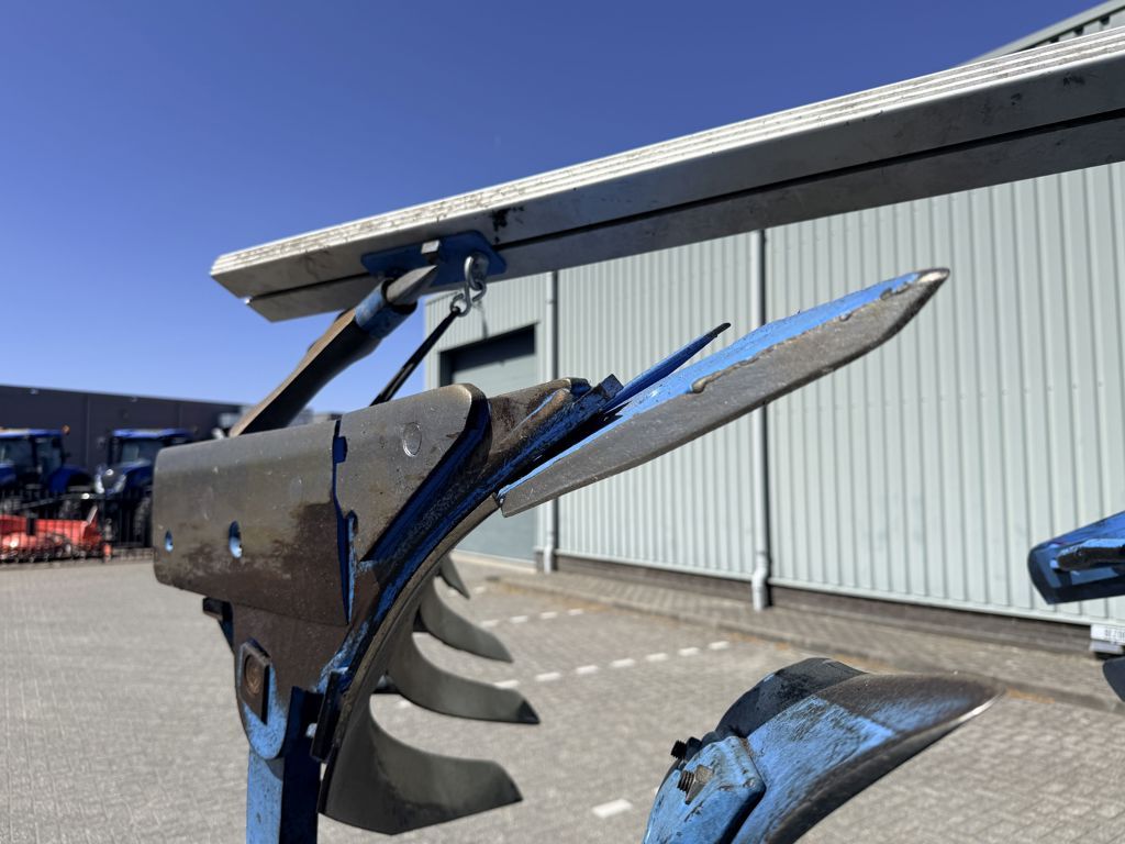 Lemken Juwel 8V On-Land Ploeg