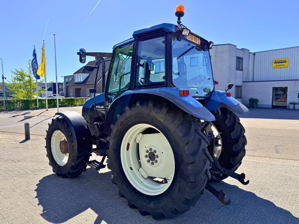 New Holland TS90 4WD Shuttle